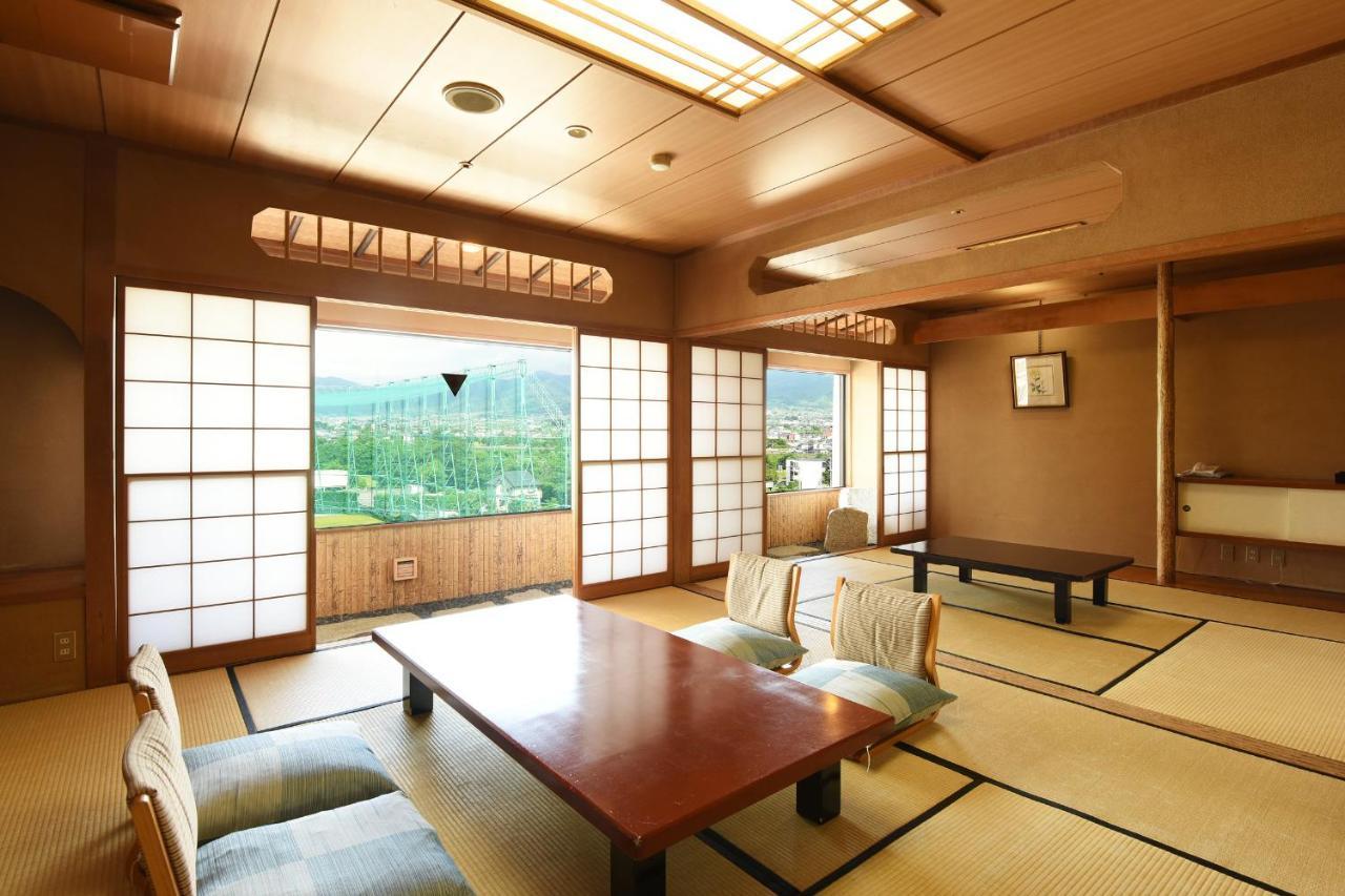 Isawa Tokiwa Hotel Fuefuki Extérieur photo