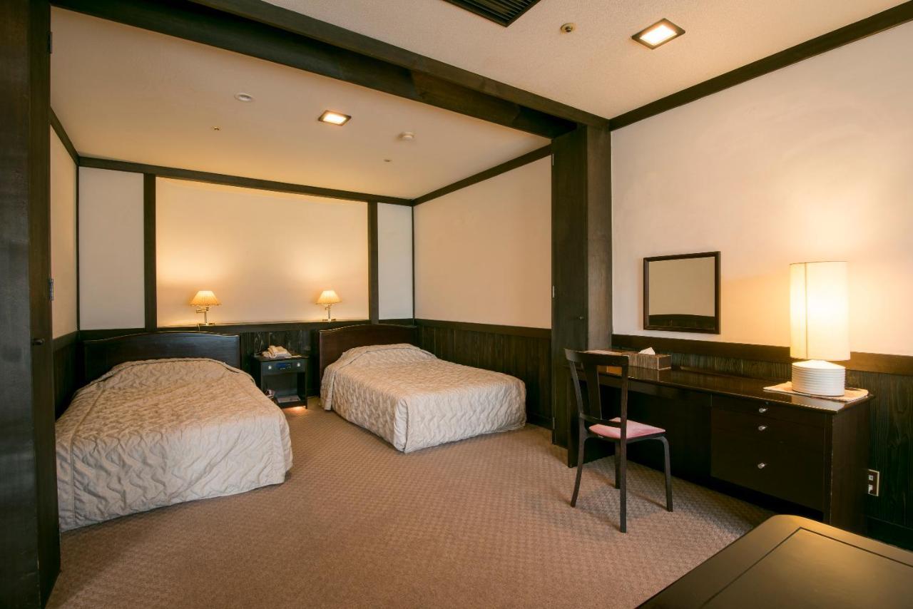Isawa Tokiwa Hotel Fuefuki Extérieur photo